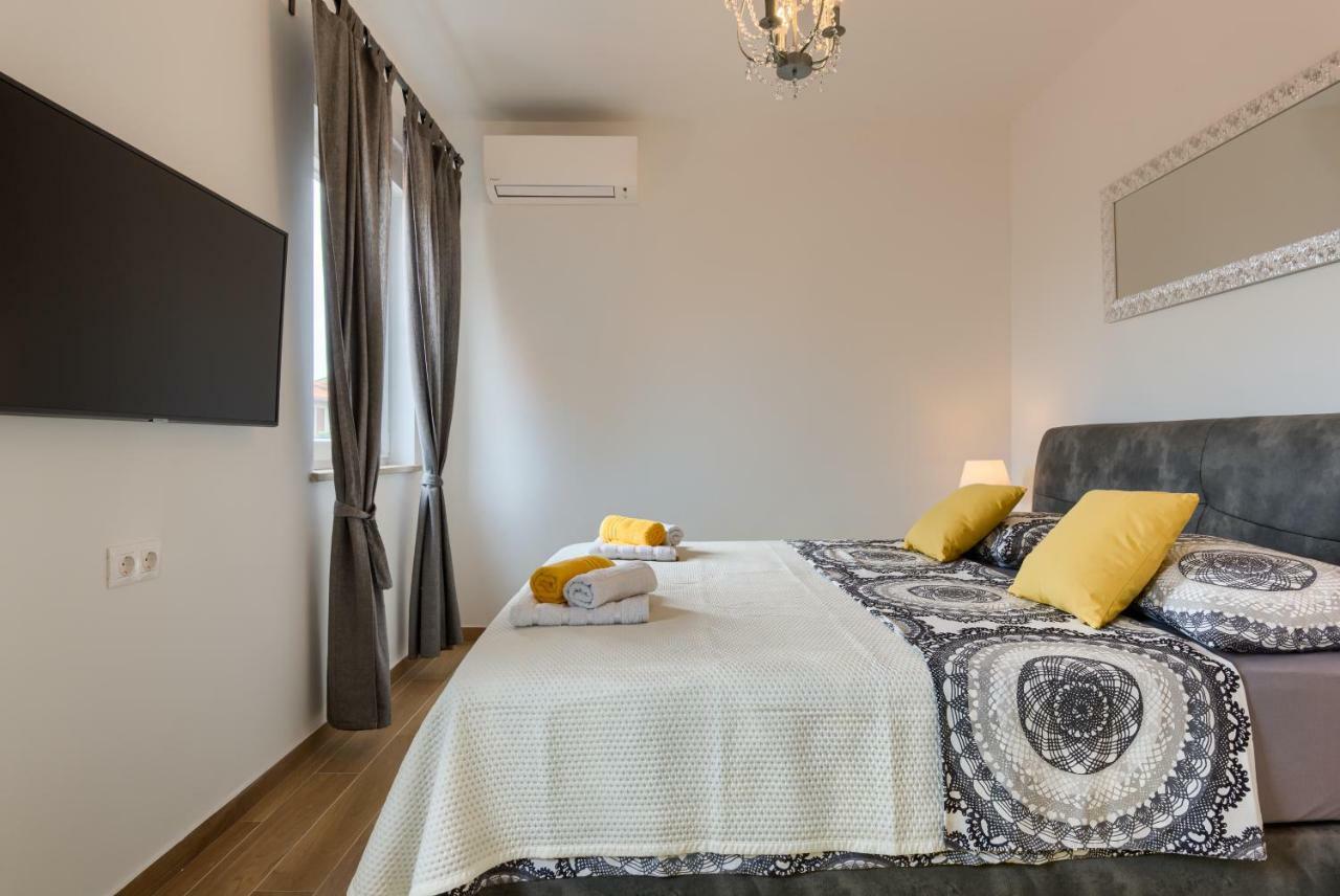Apartments Dream in Arena 1 Pula Exterior foto